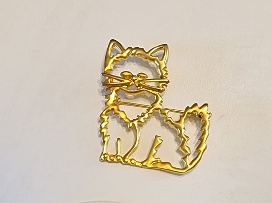 Cat brooch