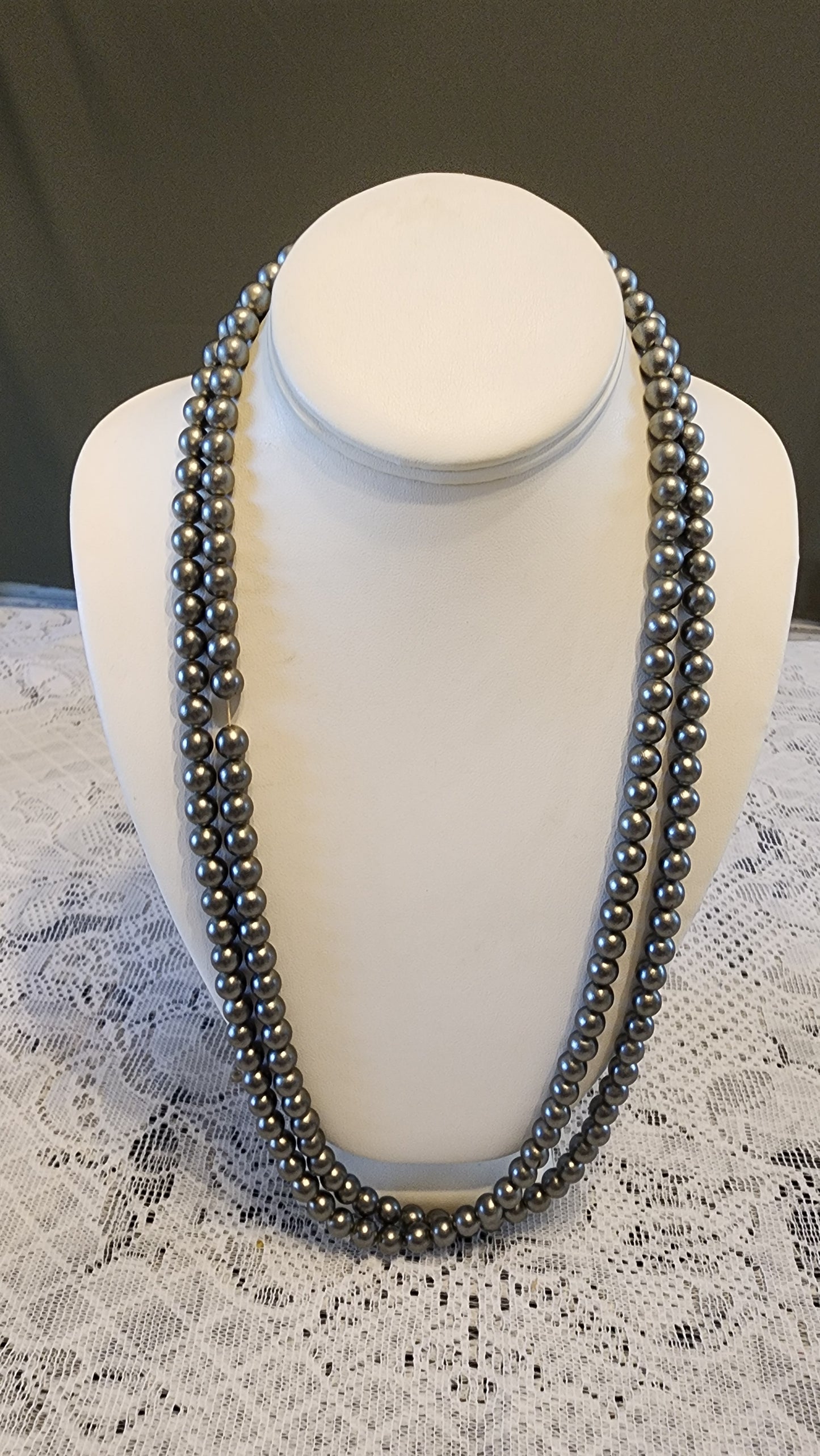 Grey beaded faux pearl necklace