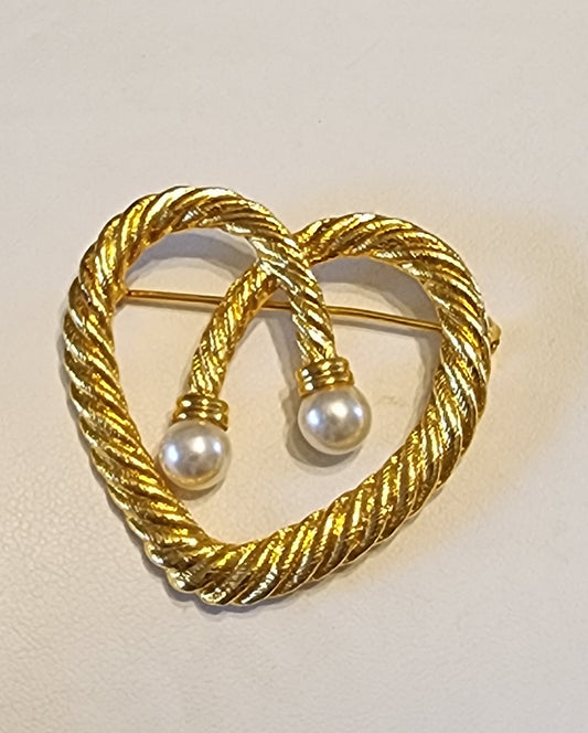 Heart beaded brooch