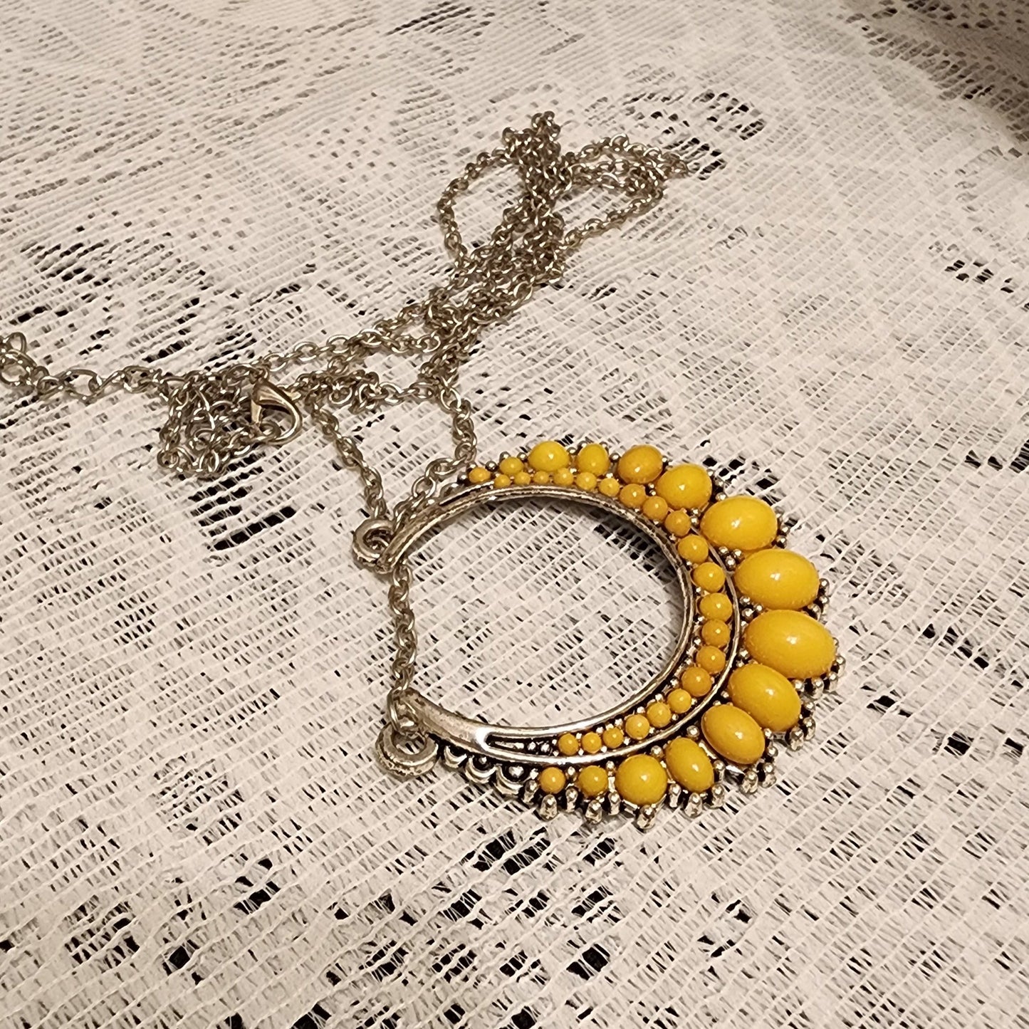 Yellow chain necklace