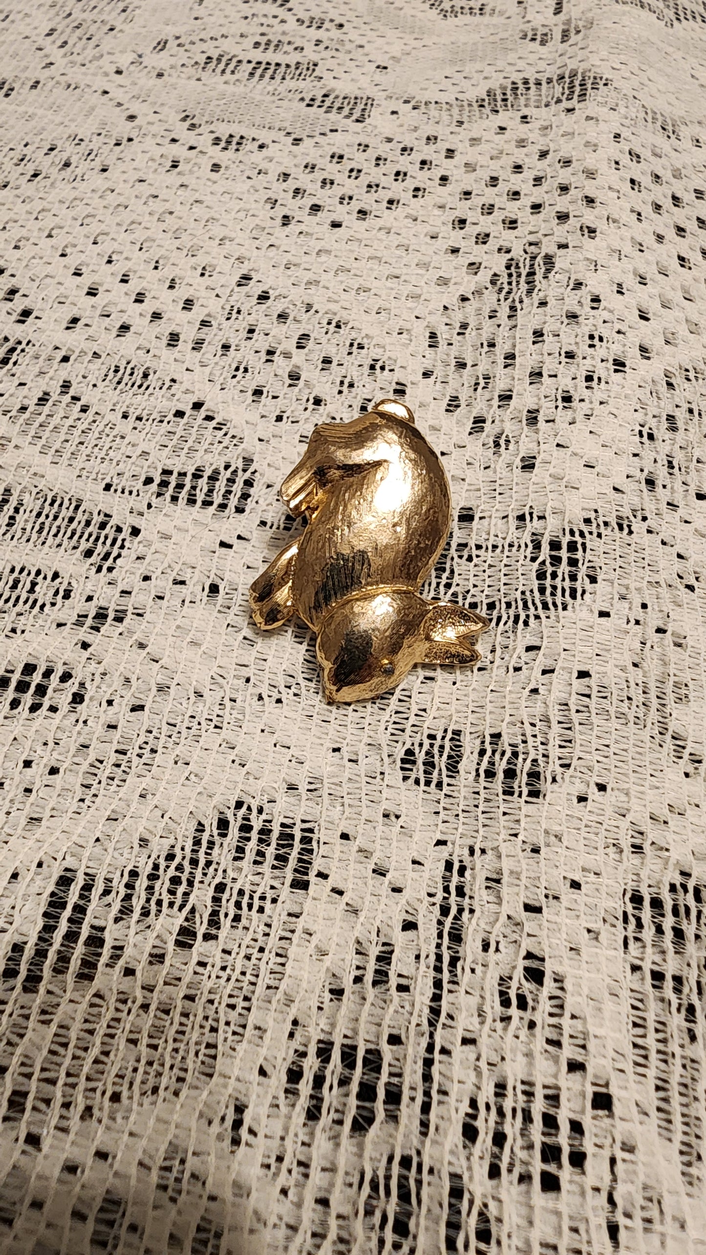 Bunny rabbit scarf clip