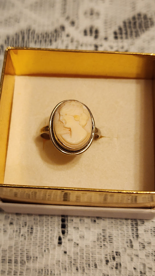 800 Silver Cameo ring