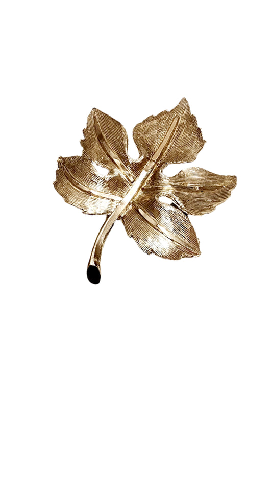 Leaf brooch